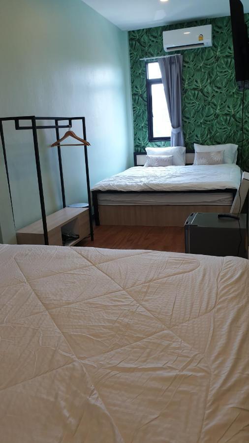 Nature Village Hostel Bangkok Ngoại thất bức ảnh